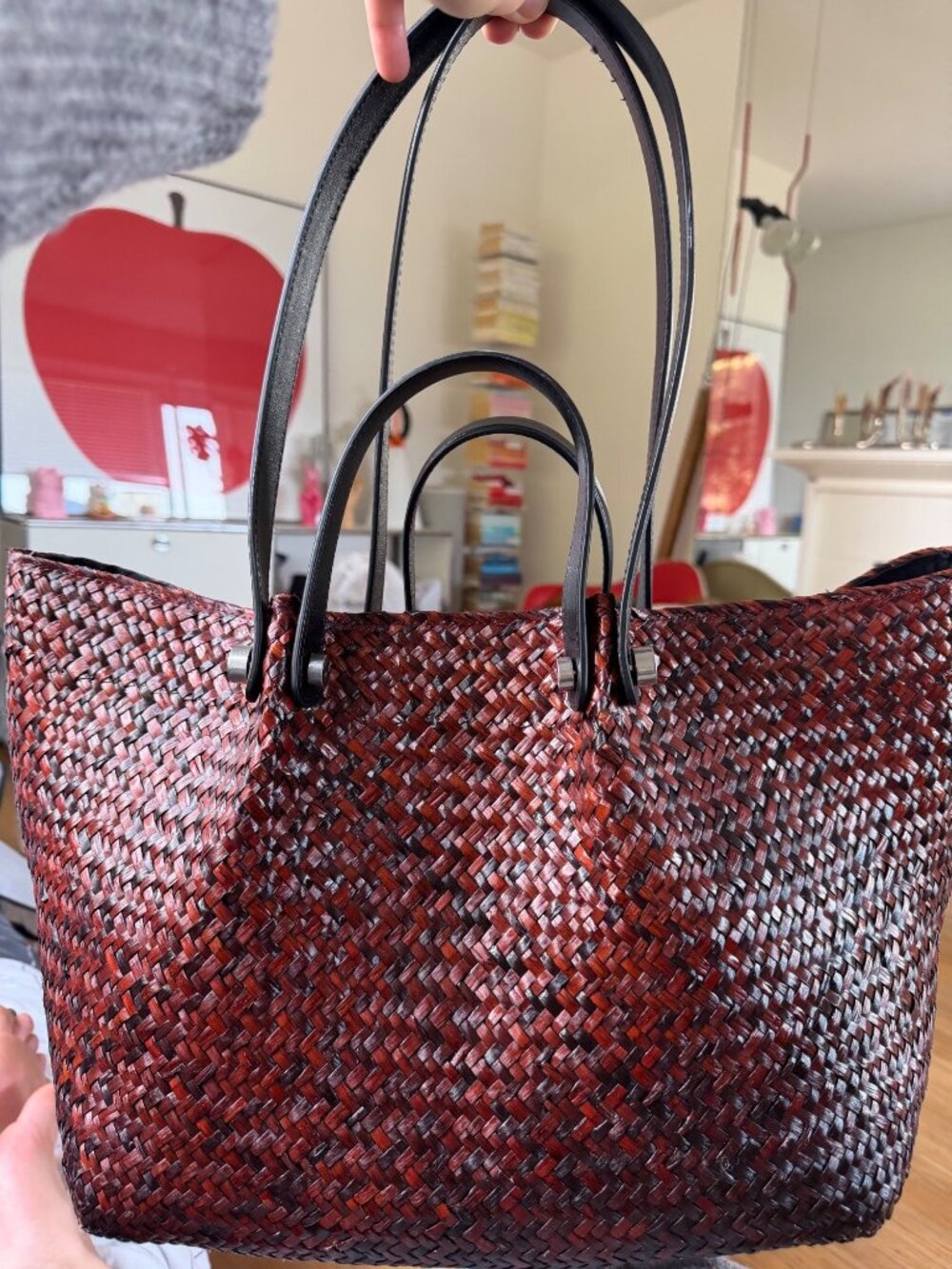 AllSaints Red Woven Tote Bag With Black Leather Handles & Matching Pouch - Picture 2 of 6